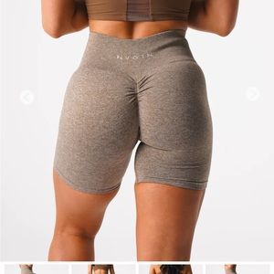 SOLD!! 🐻NVGTN SCRUNCH SHORTS🐻